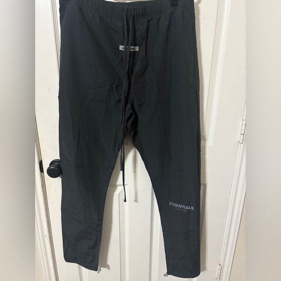 Essential track pants - Picture 1 of 6